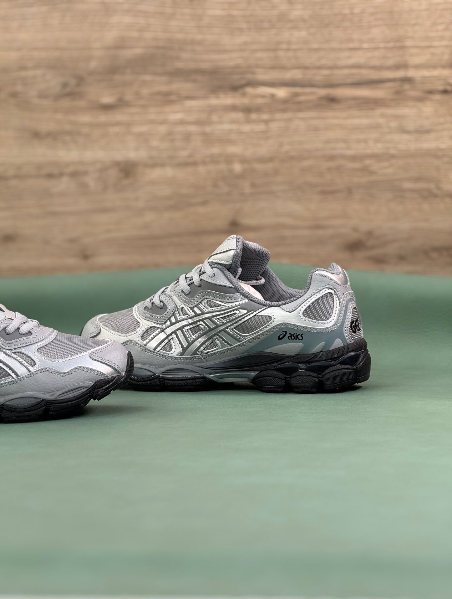 Asics GEL-NYC Mid Grey
