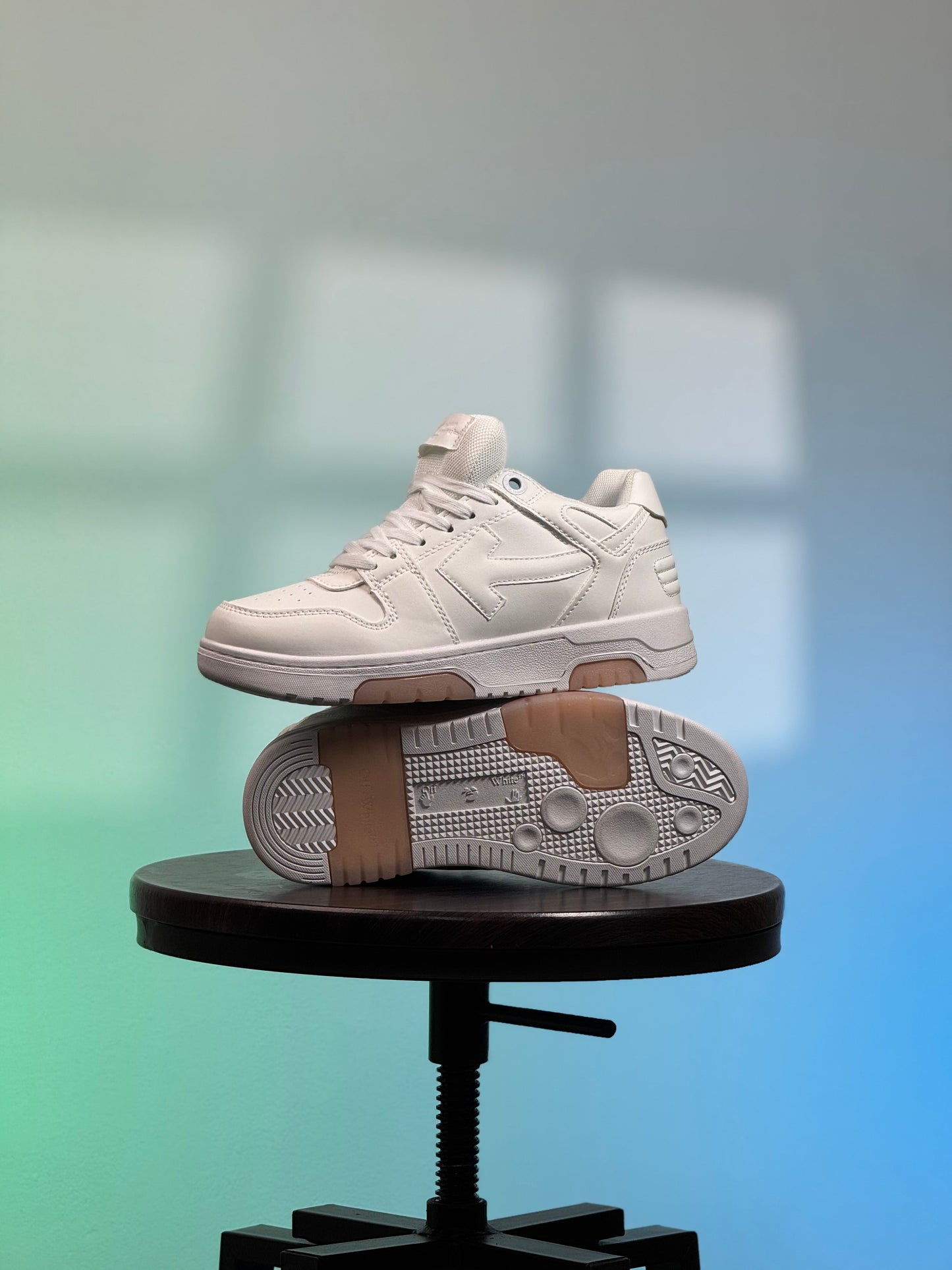 Off White Out Off Office white