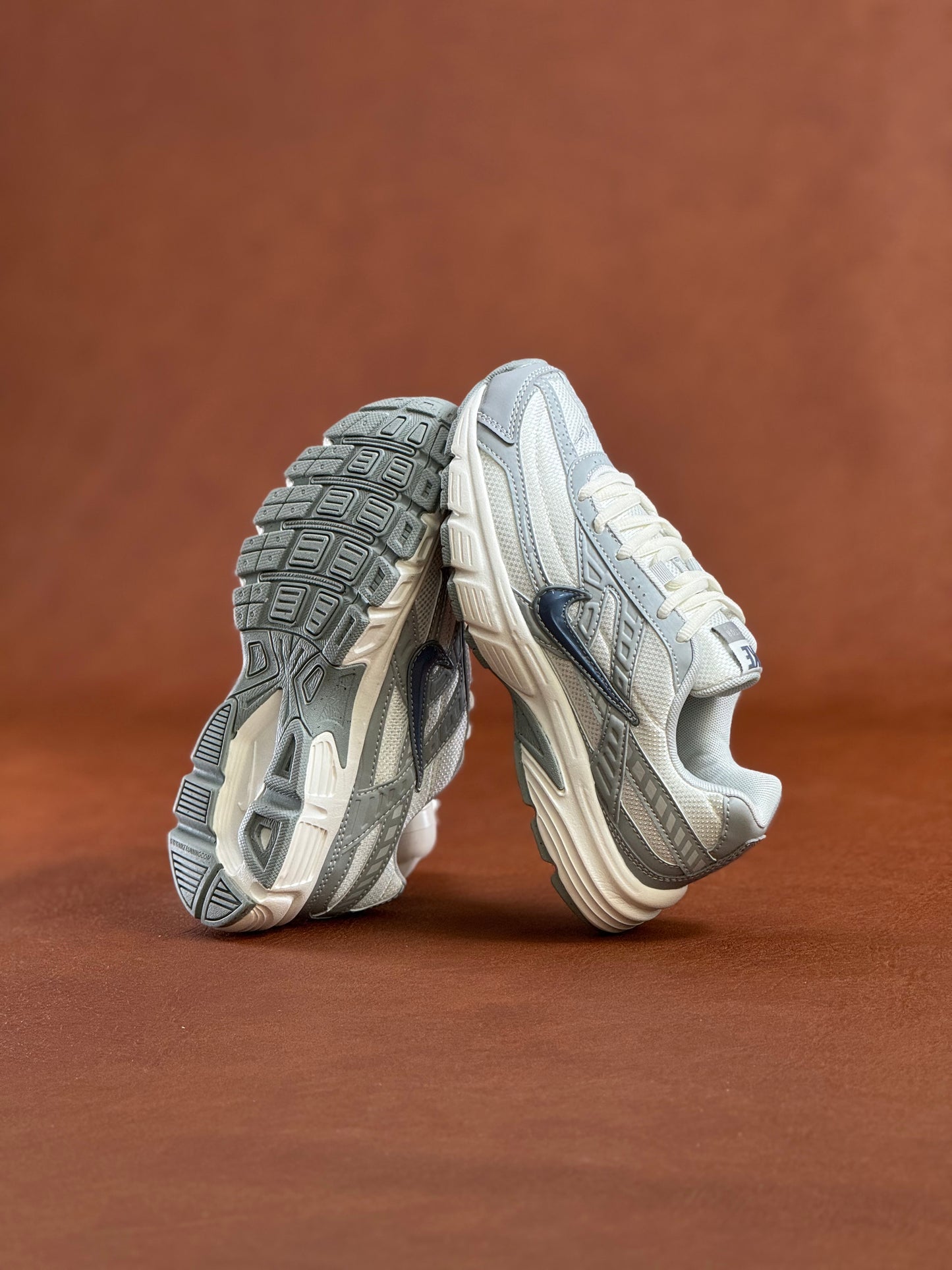 Nike Intiator