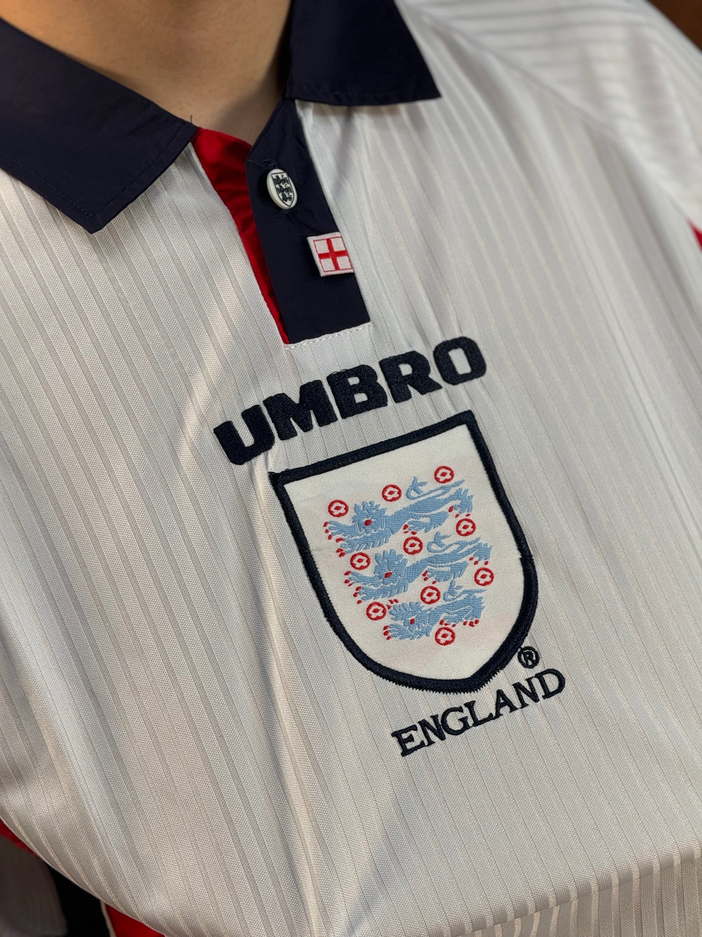 Camiseta Retro Inglaterra Local 1998 x Umbro