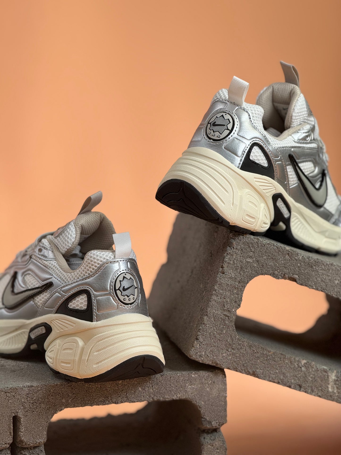 Nike V5 RNR Platiniun