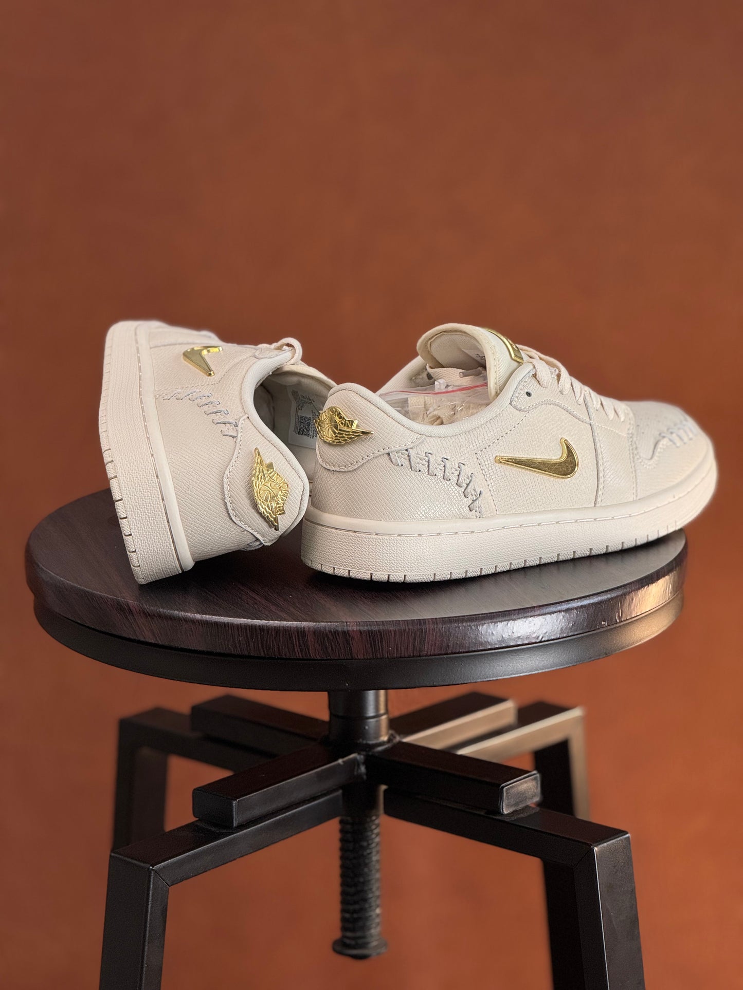 Air Jordan 1 Low Method Of Make Legend Light Brown