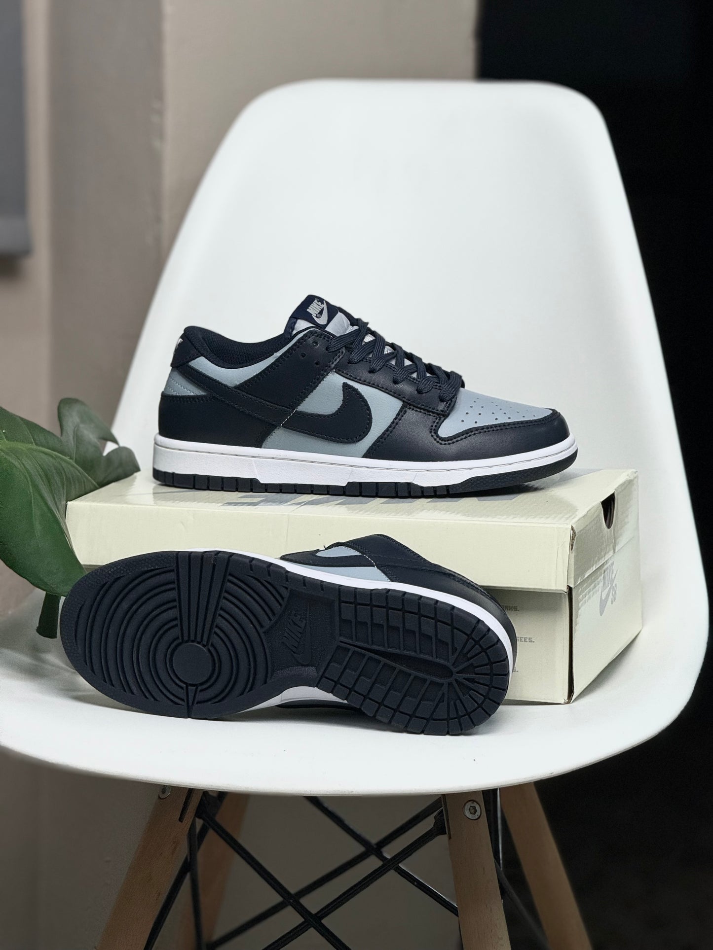 Nike Dunk Low Georgetown