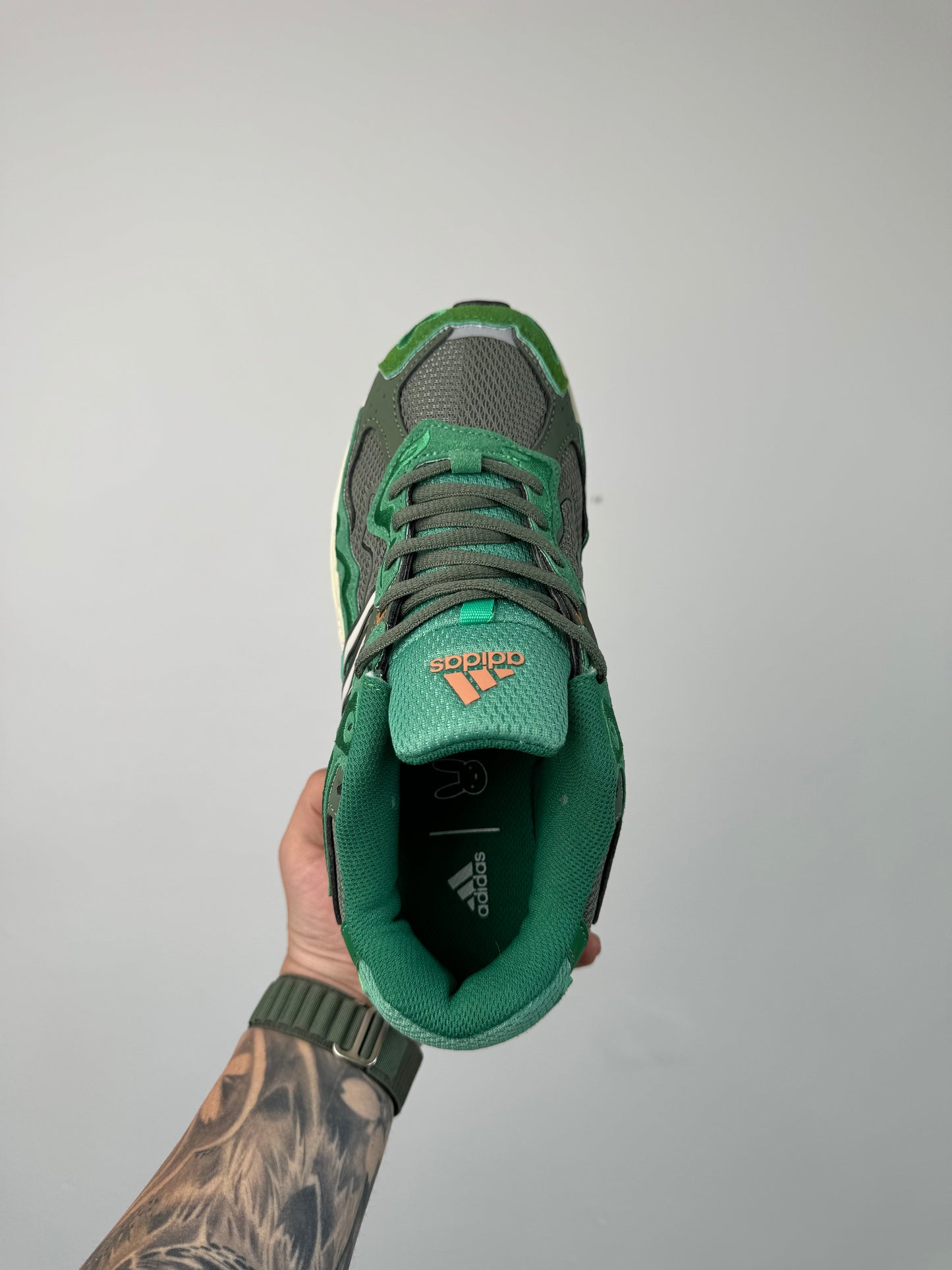 Adidas Response Cl Boston Day x Bad Bunny