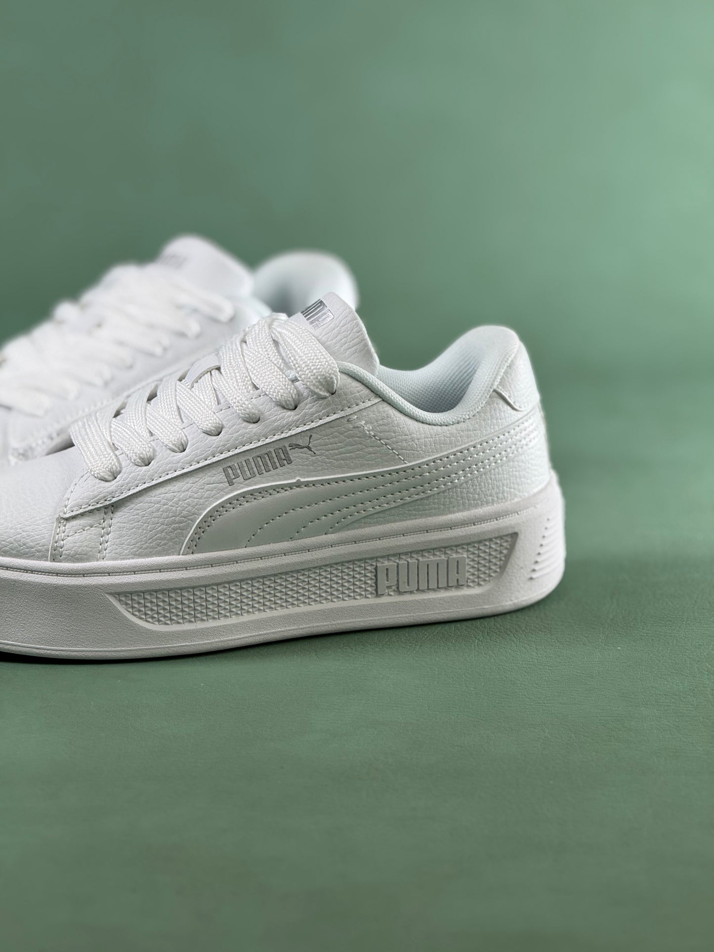 Puma Smash Platform V3