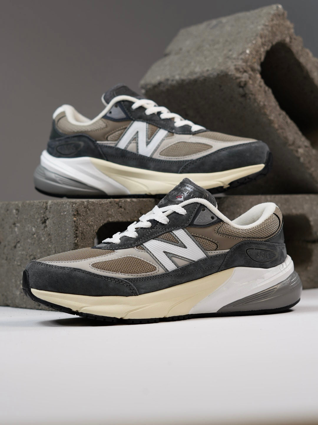 New Balance 990v6 Grey Castlerock
