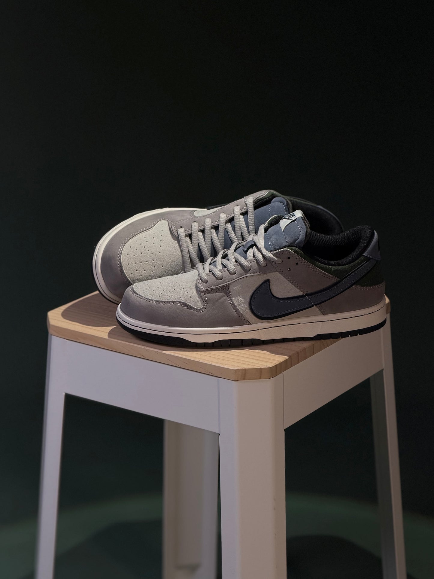 Nike Dunk Low Otomo Grey