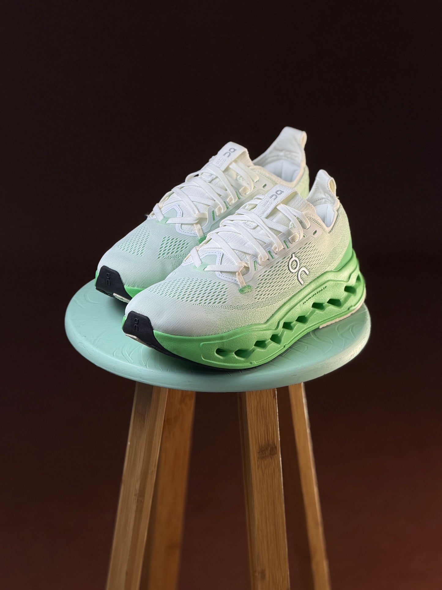 On Cloudsurfer Max Green