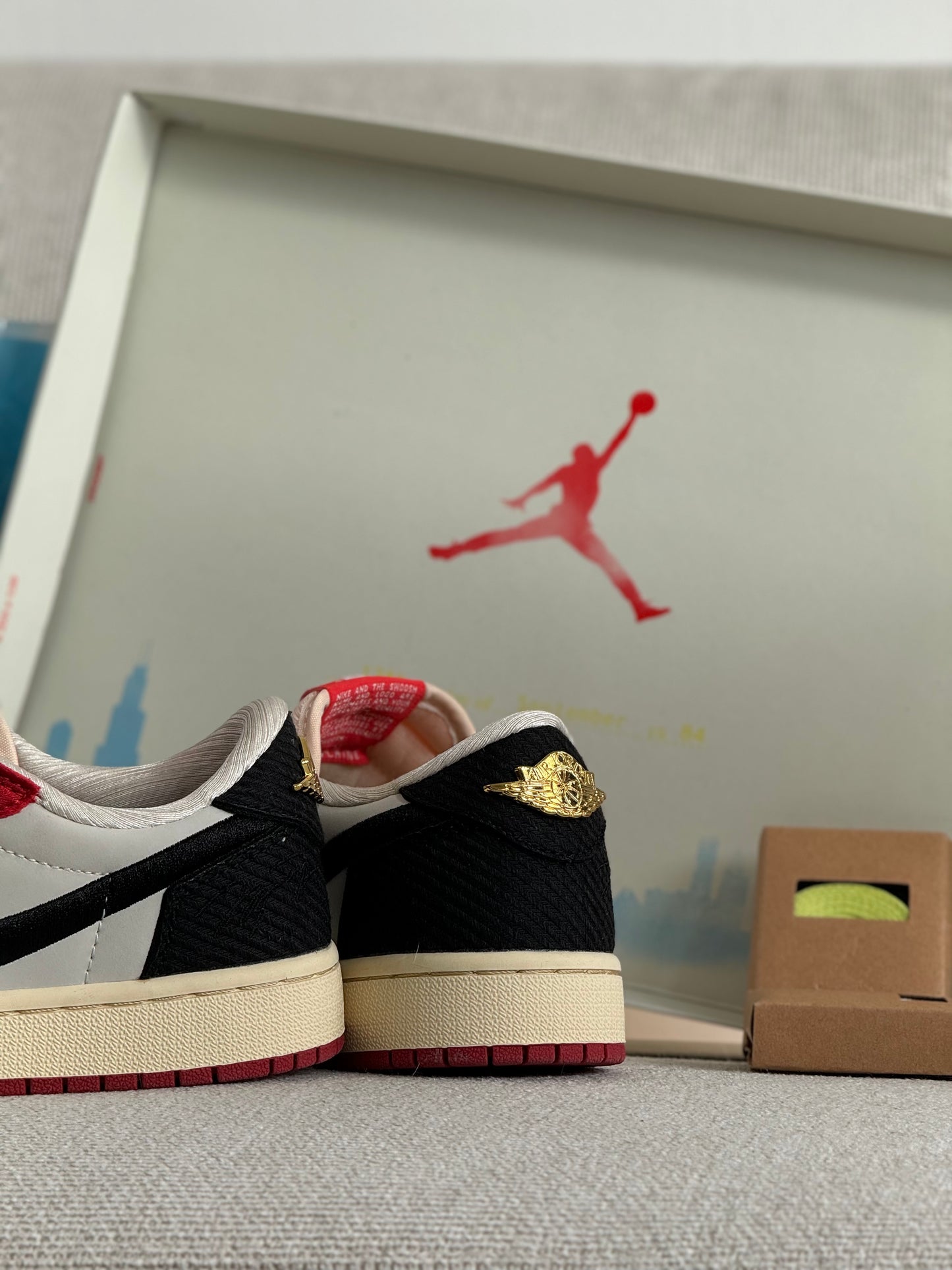 Air Jordan 1 Low OG Trophy Room Rookie Card Away