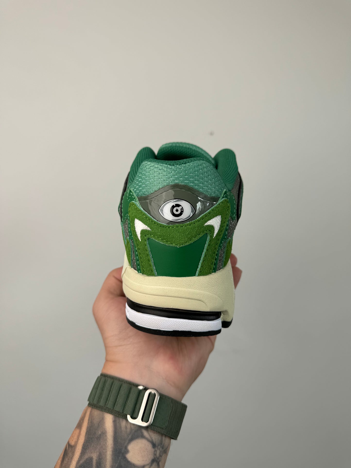 Adidas Response Cl Boston Day x Bad Bunny
