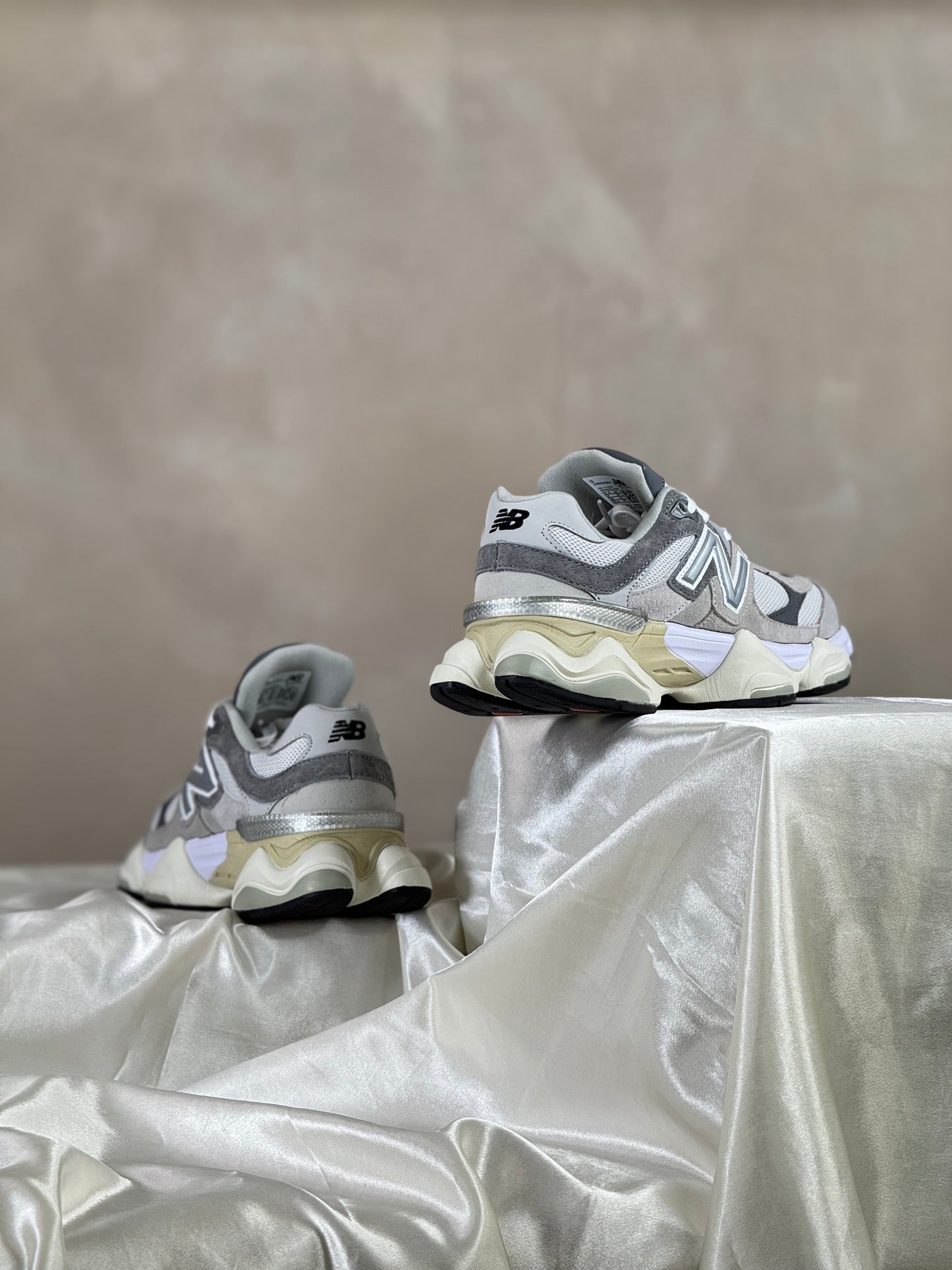 New Balance 9060 Rain Cloud Grey