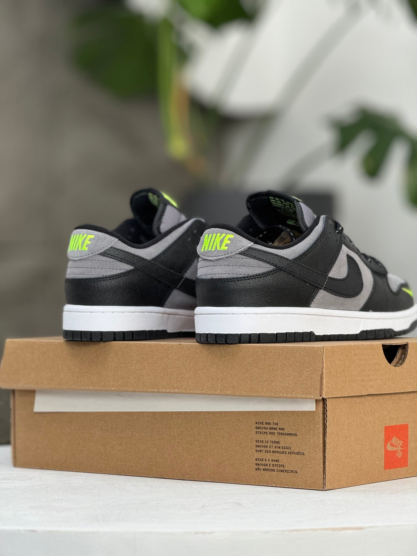 Nike Dunk Low Green Strike