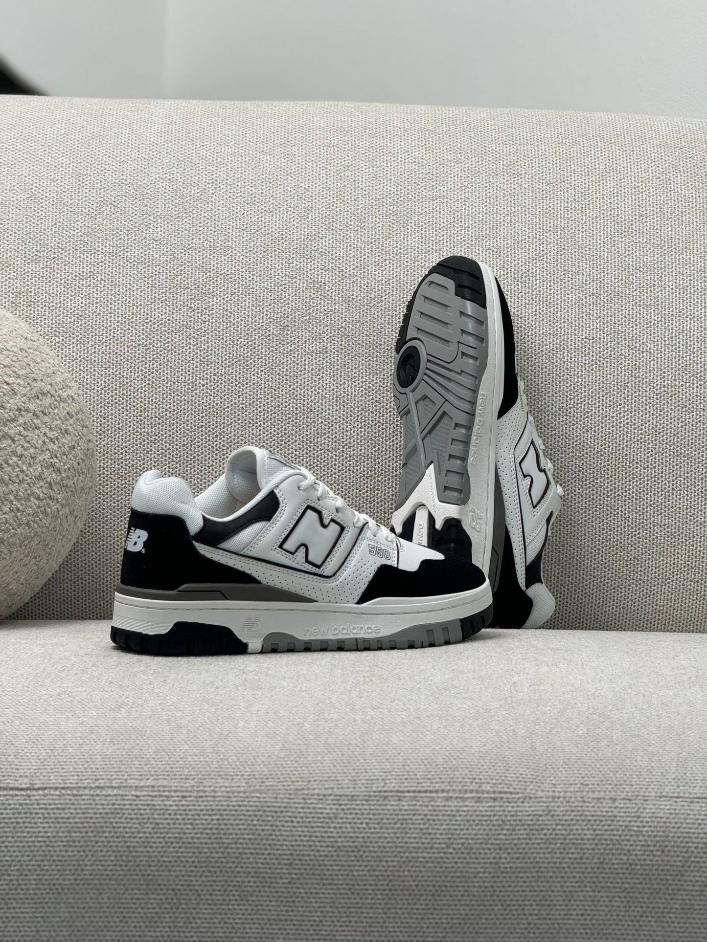 New Balance 550