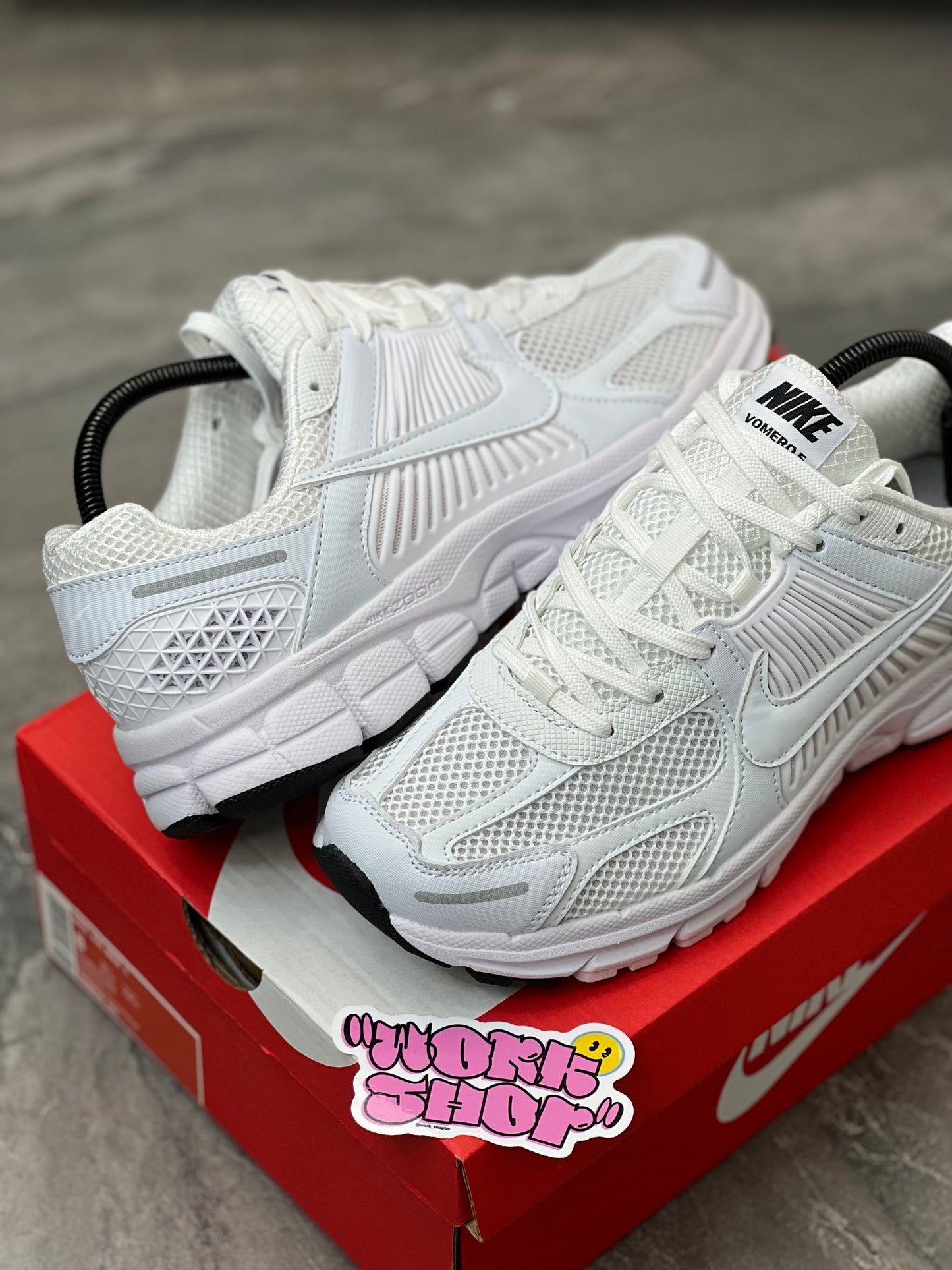 Nike Zoom Vomero 5 TRIPLE WHITE