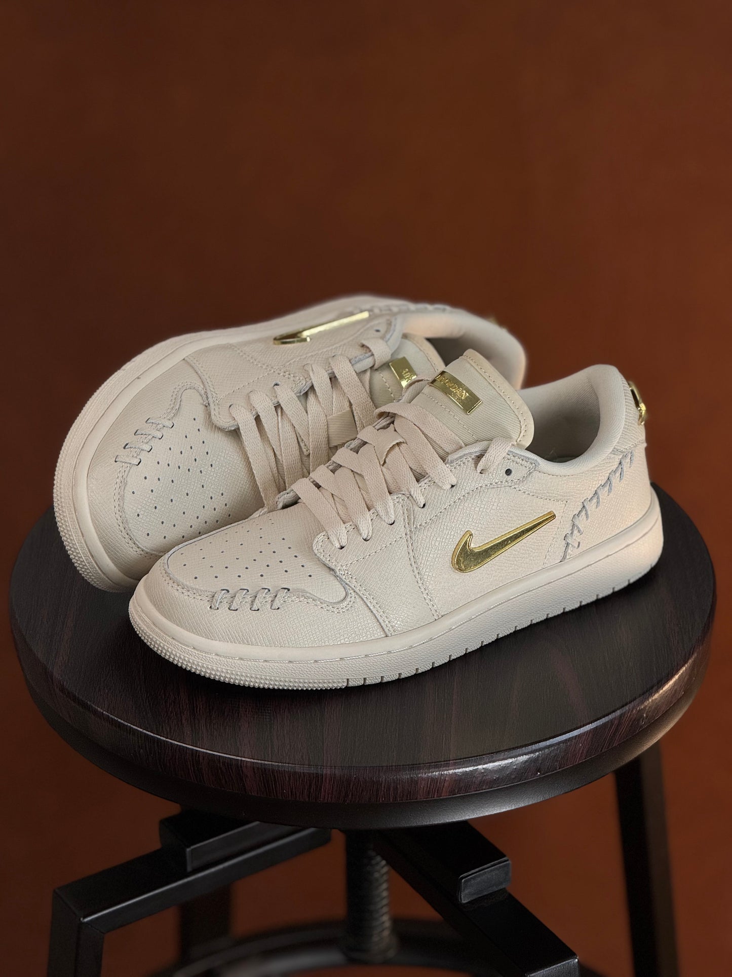 Air Jordan 1 Low Method Of Make Legend Light Brown