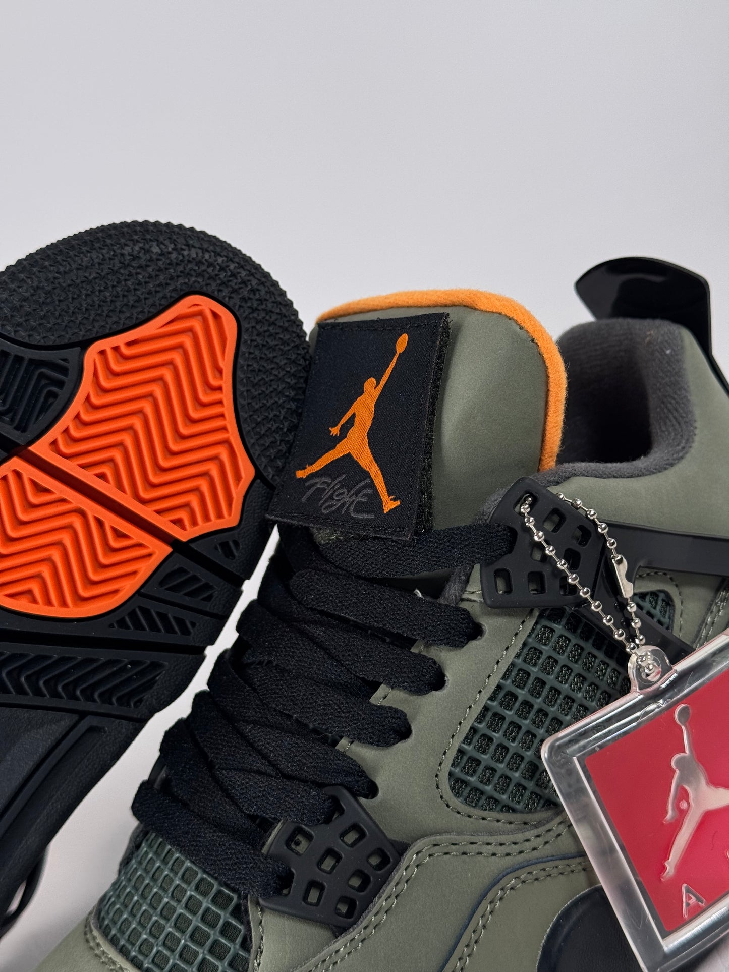 Air Jordan 4 x Undefeated