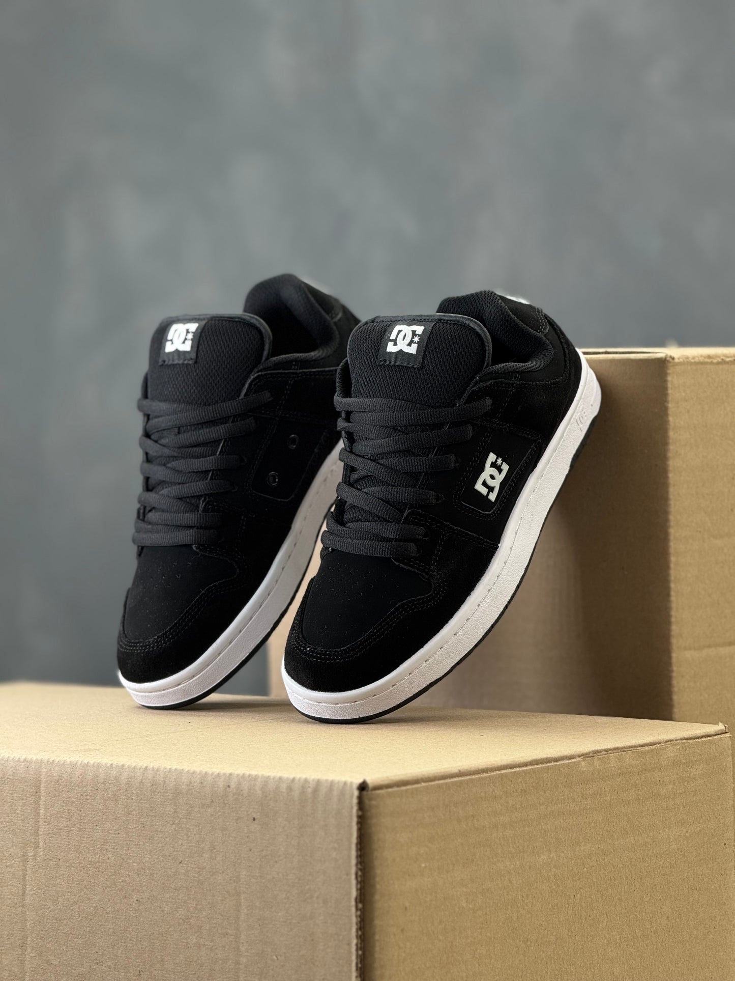 DC Skate Black