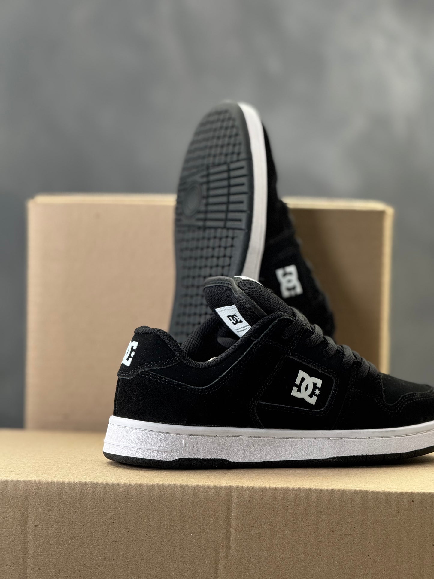 DC Skate Black