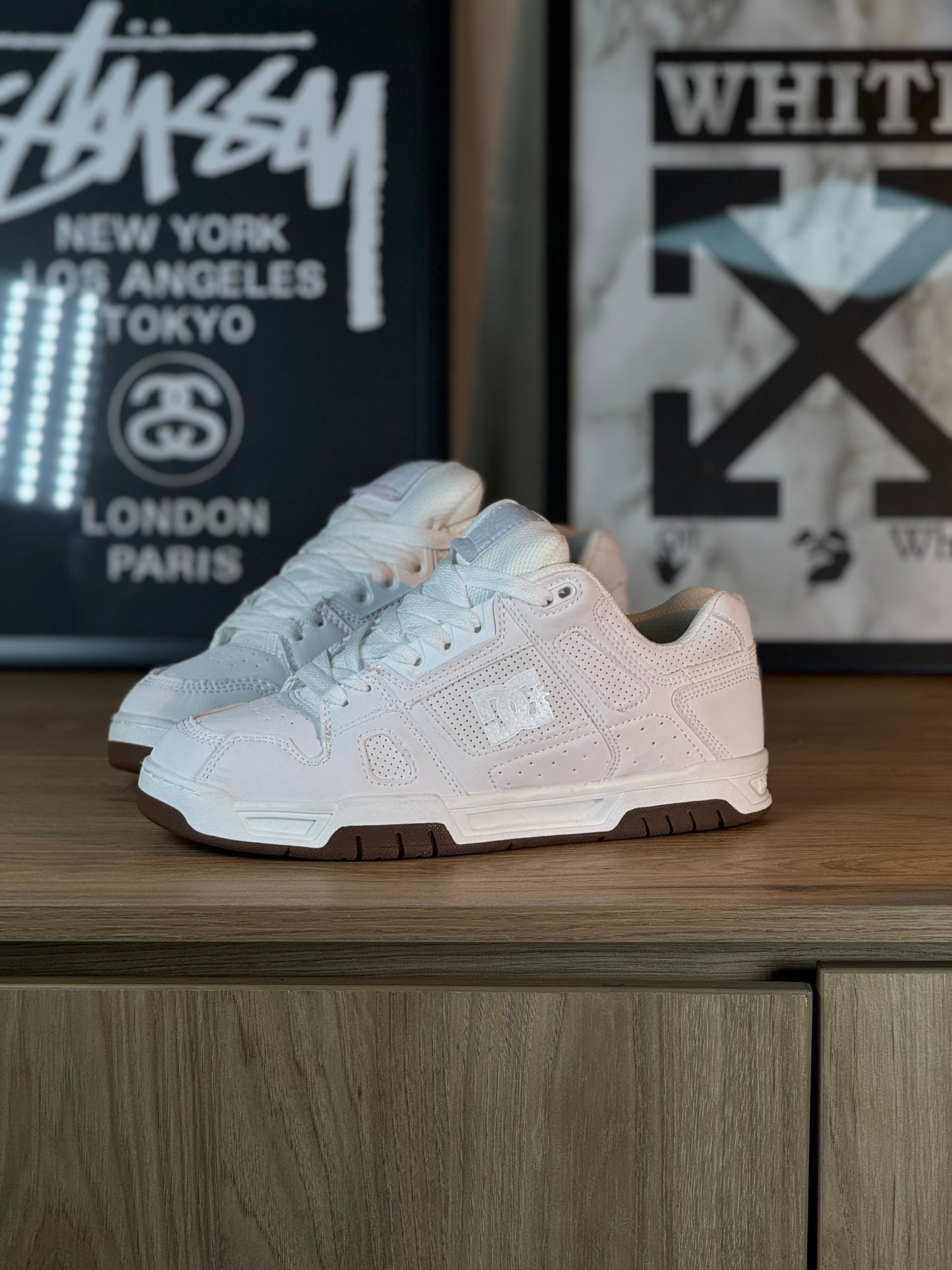 DC Skate White