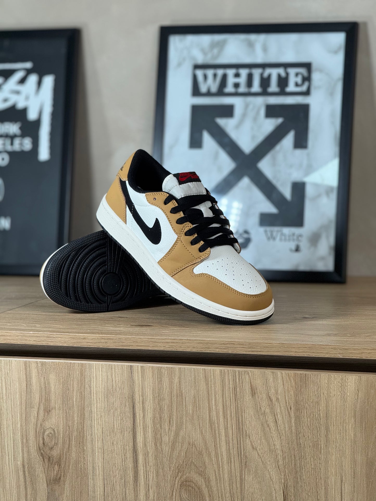 Air Jordan 1 Low Mocha