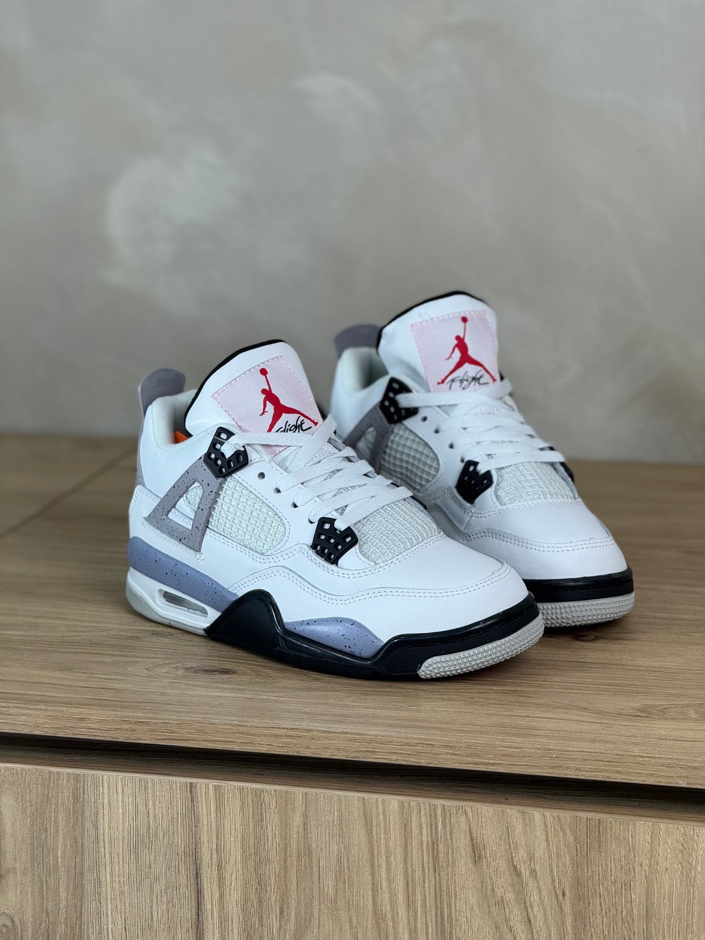 Air Jordan 4 Oreo GREY