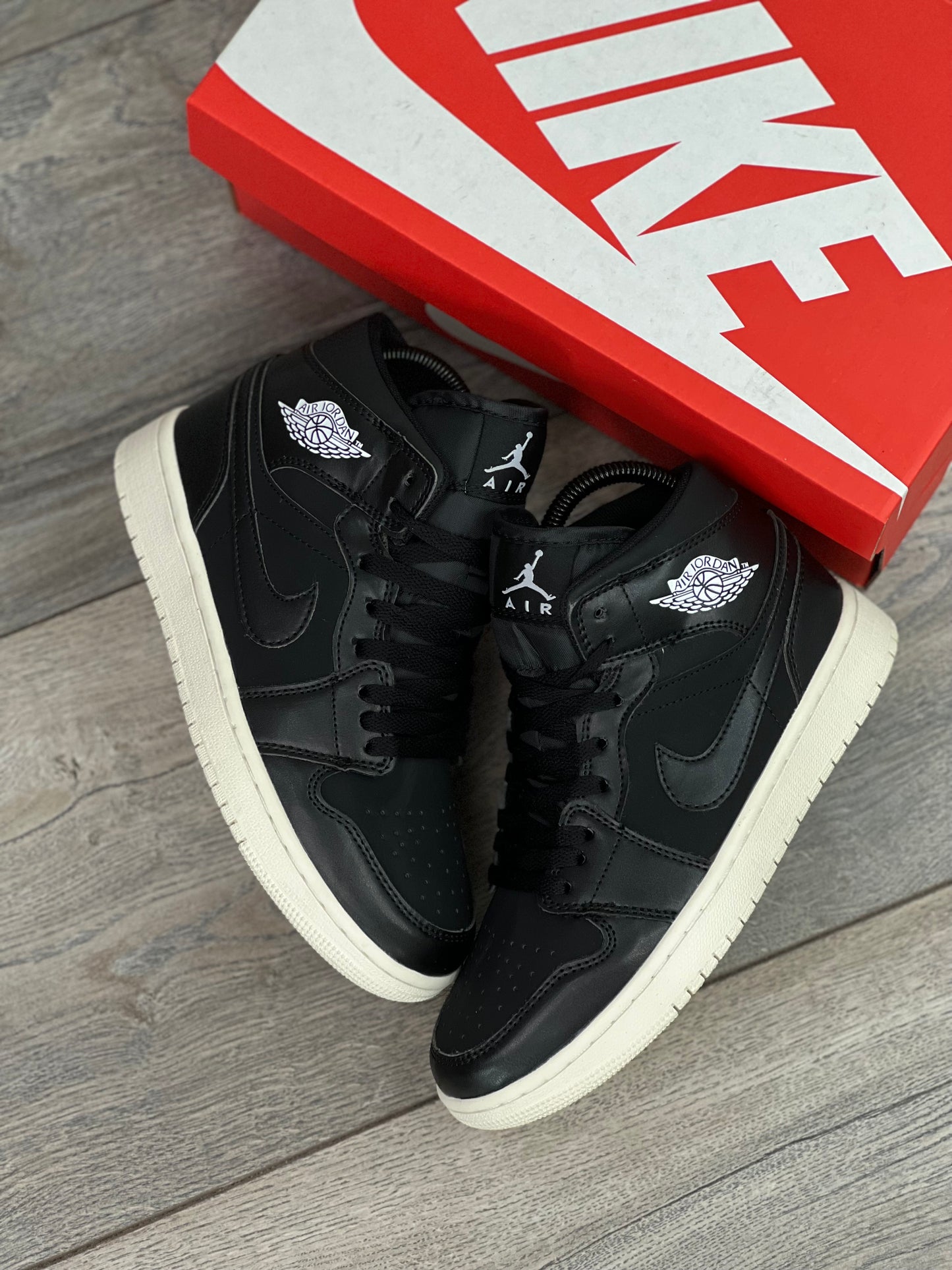 Air Jordan Retro 1 Zip Black