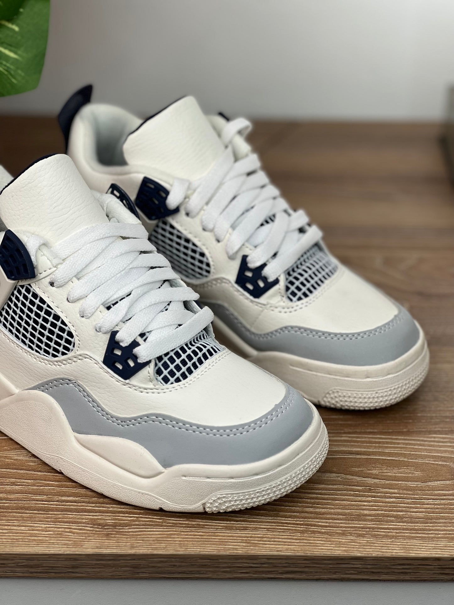 Air Jordan 4