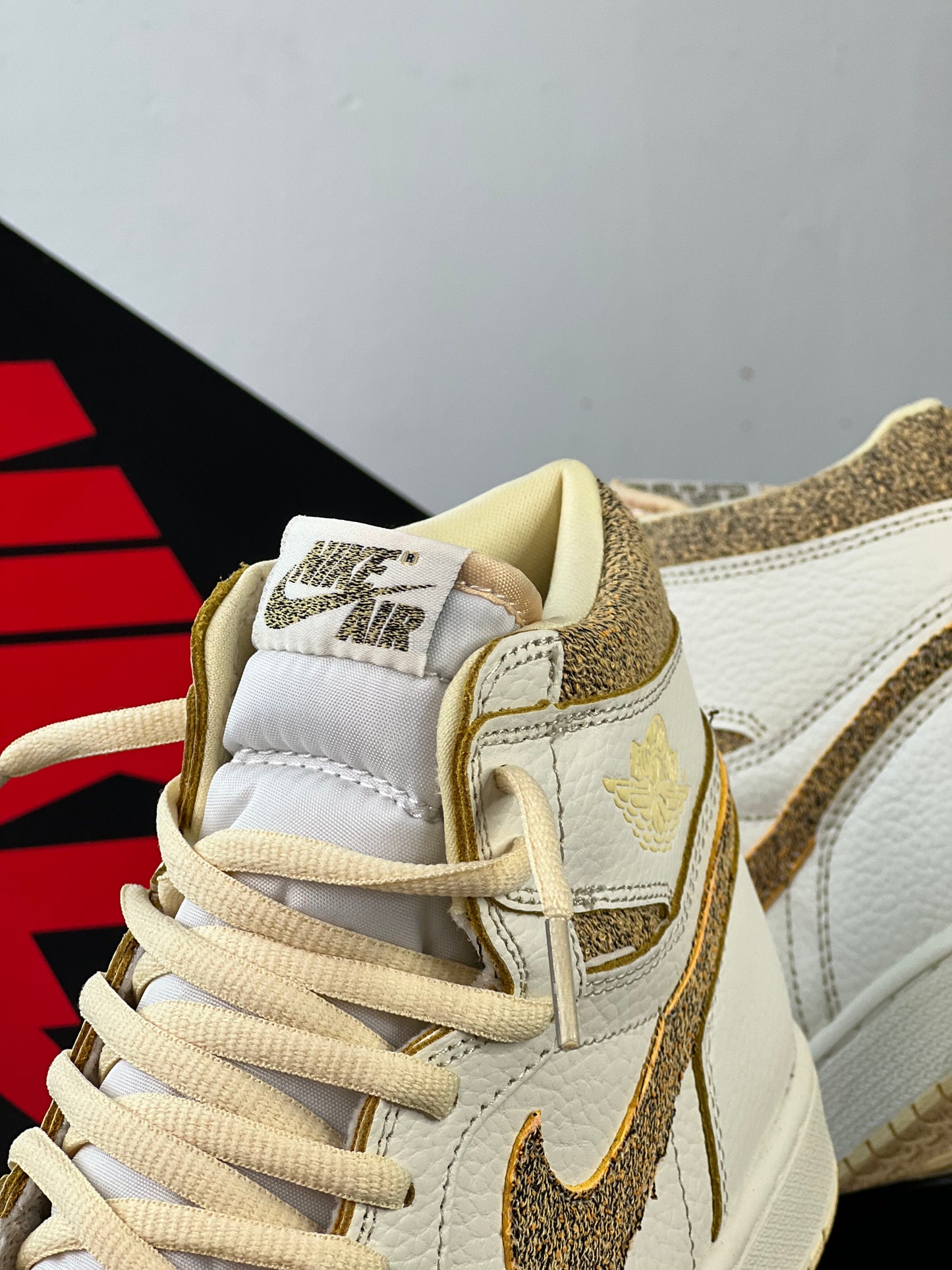 Jordan 1 Retro High OG Craft Vibrations Of Naija