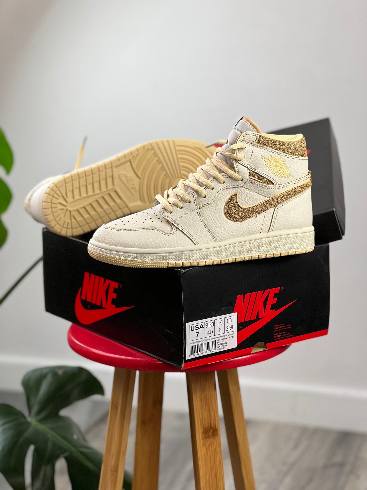 Jordan 1 Retro High OG Craft Vibrations Of Naija