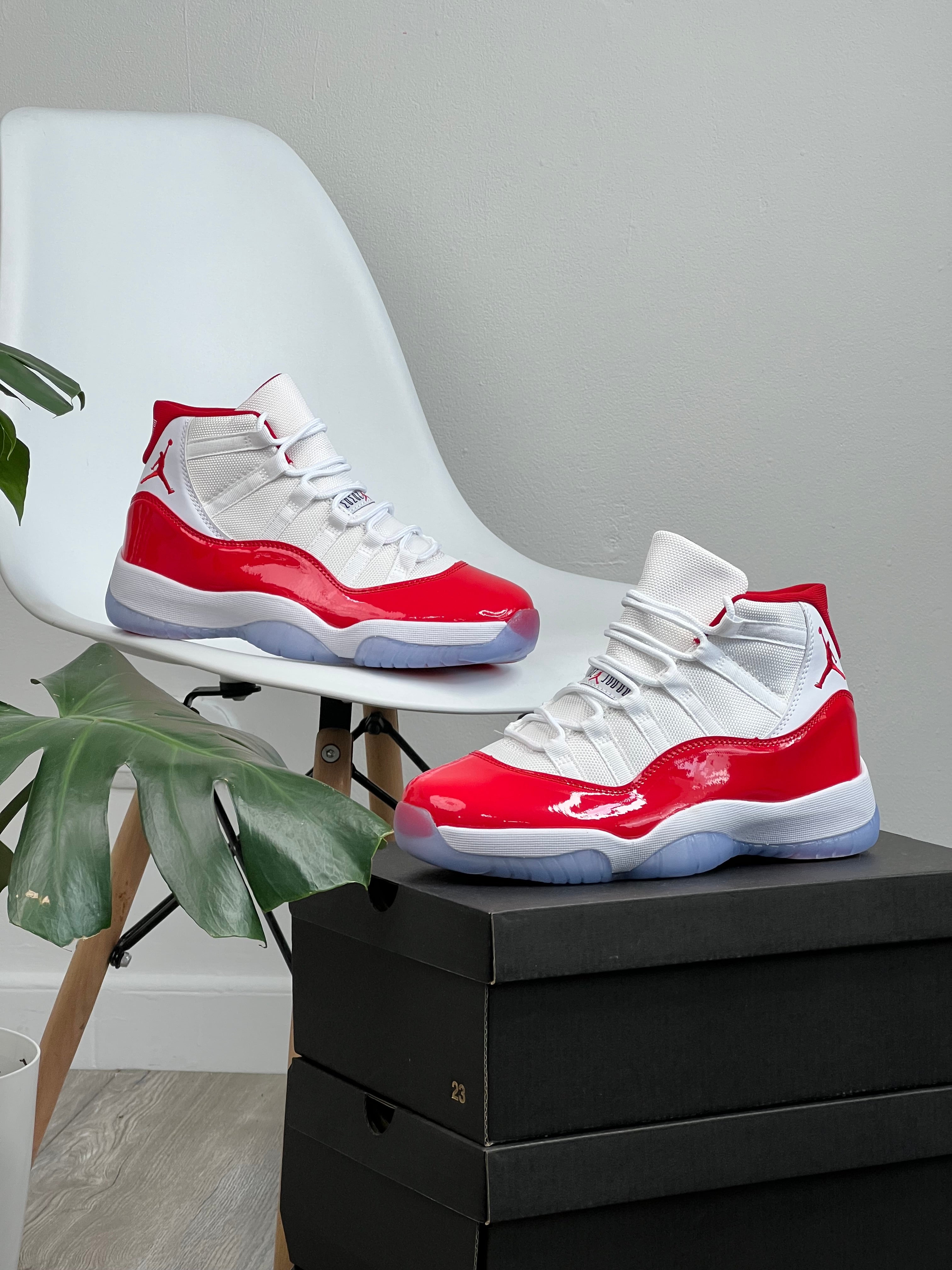 Air Jordan 11 Retro 'Cherry' – workshop - Main Image