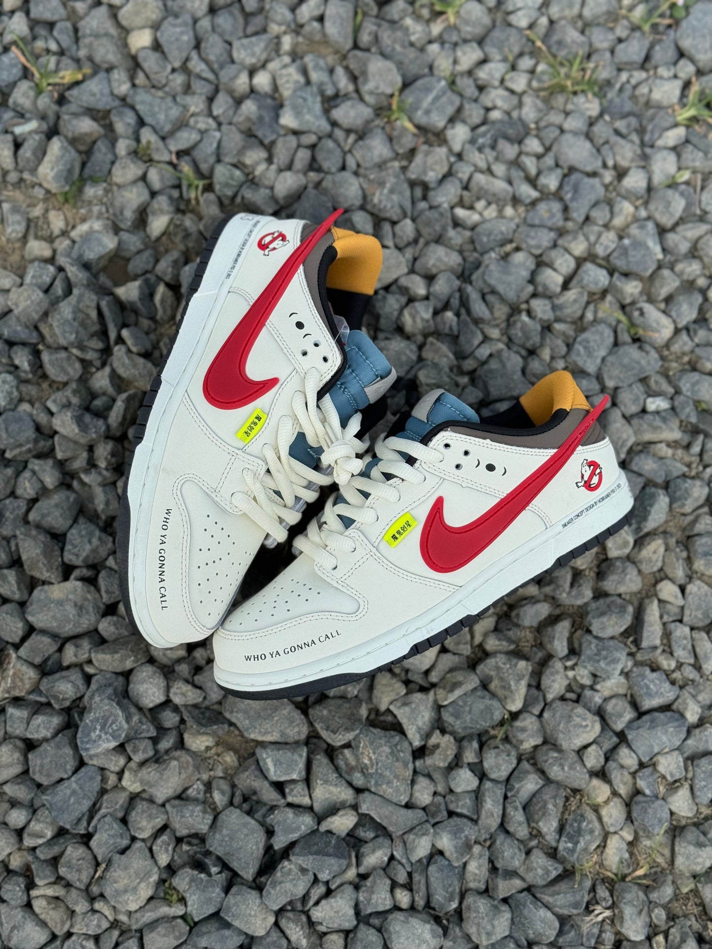 Nike Sb Dunk Low x Los cazafantasmas-Ghostbusters