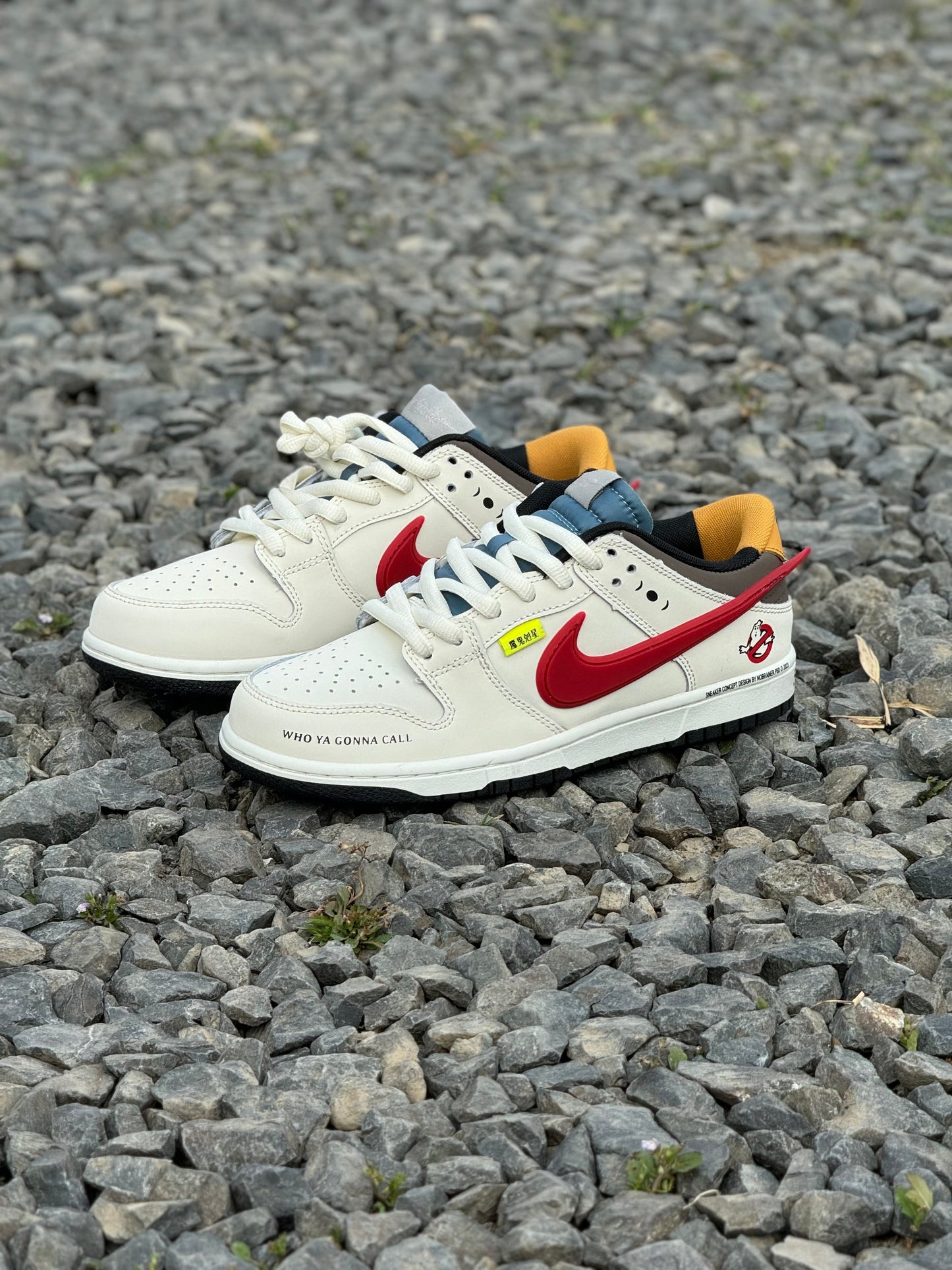 Nike Sb Dunk Low x Los cazafantasmas-Ghostbusters
