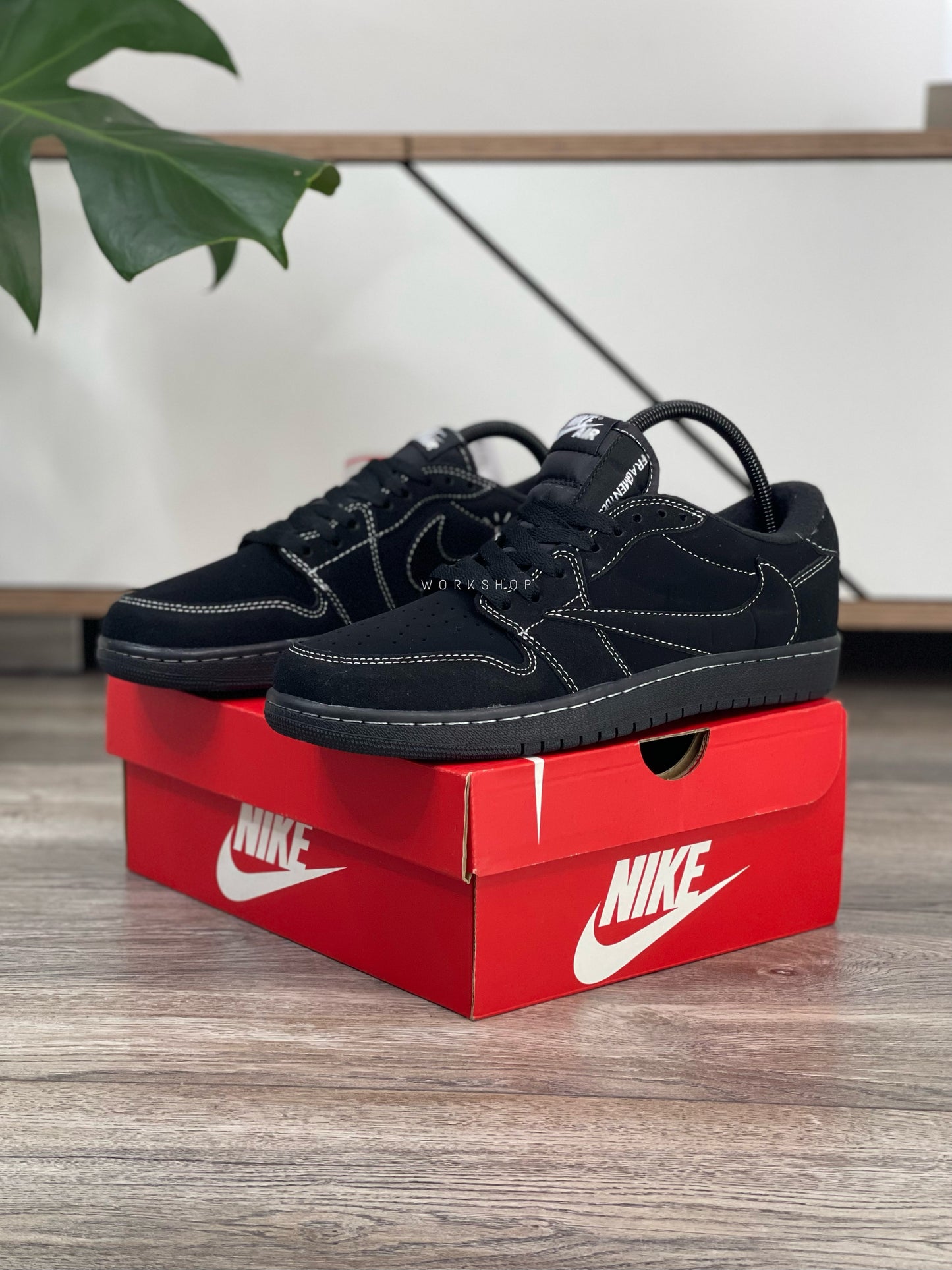 Air Jordan 1 Low Travis Scott