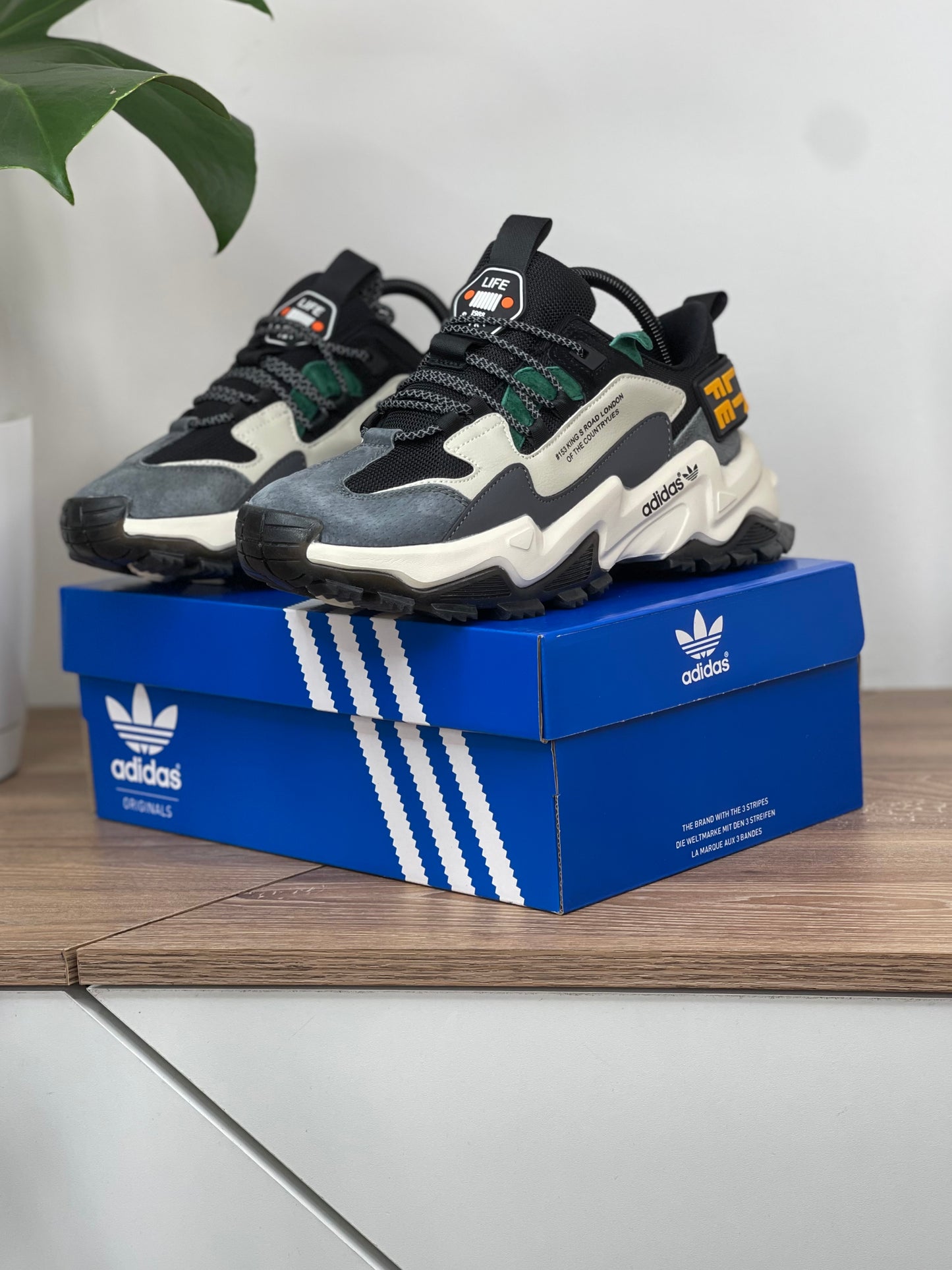 Adidas Star Life