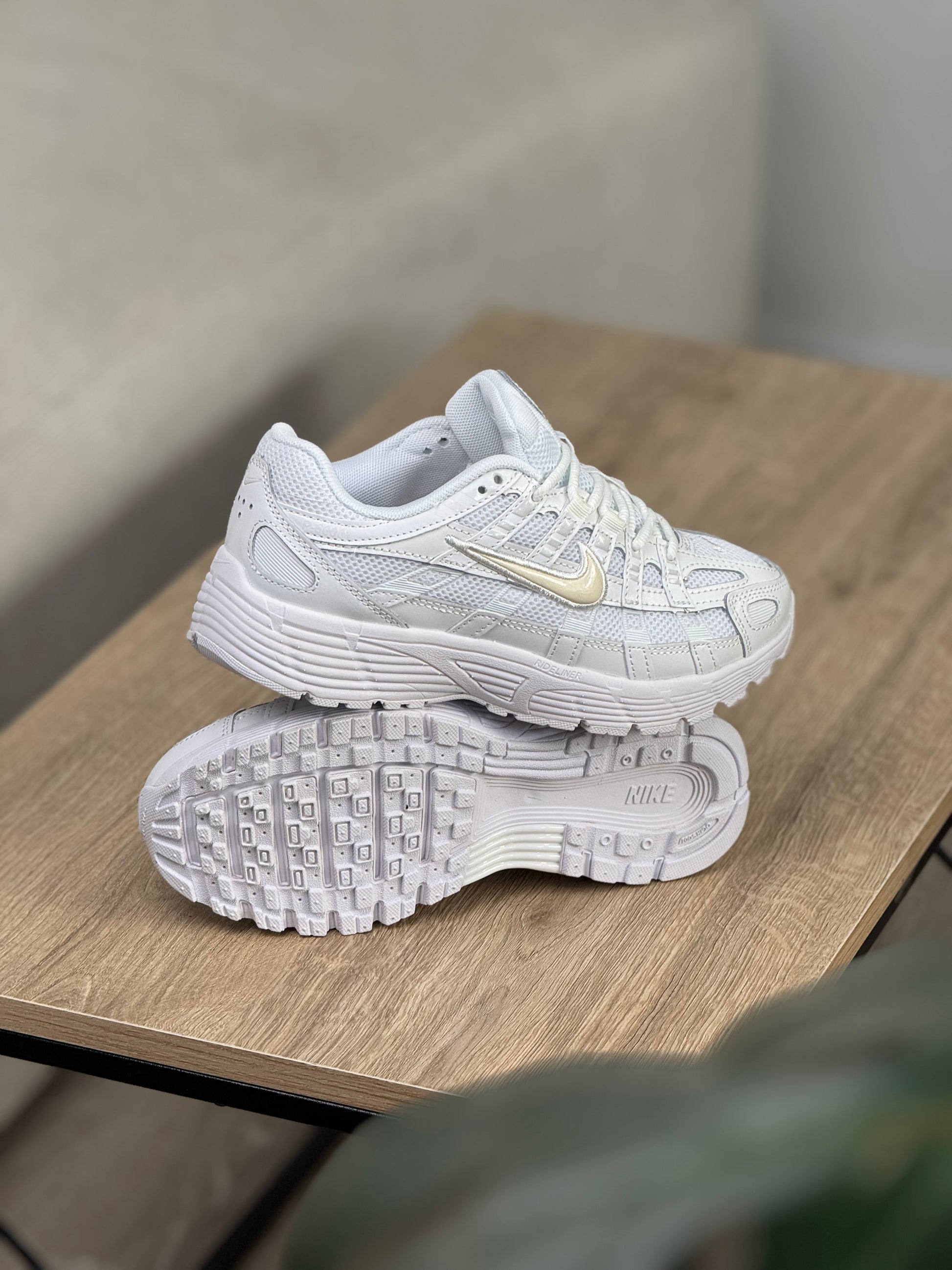 Nike Shoes Nike P6000 Blancas Mujer Zapatillas NIKE P-6000 Blancas