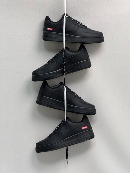 Air Force One x Supreme Black Classic
