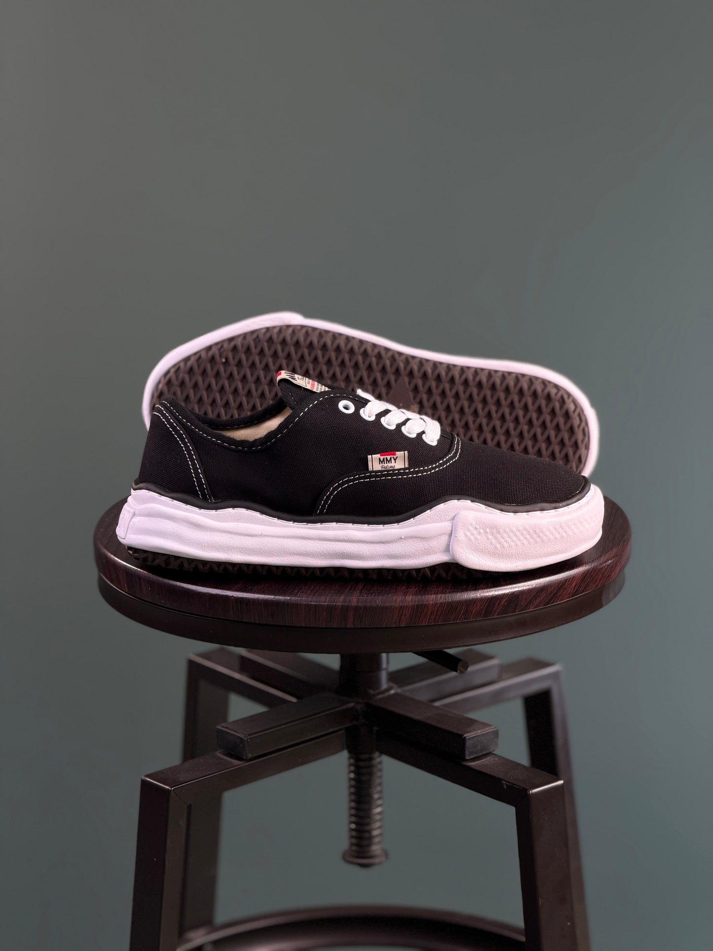 Maison Mihara Yasuhiro Baker OG Sole Canvas Low Black
