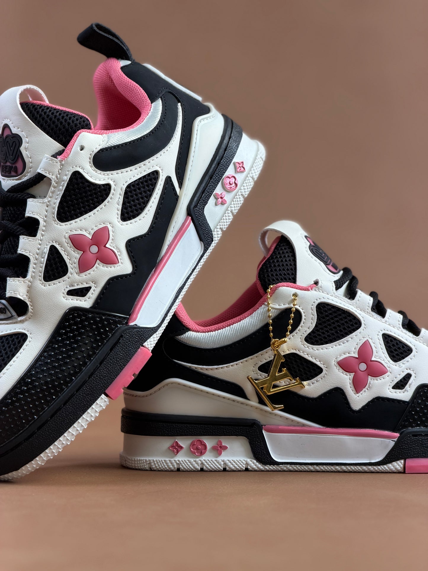 Louis  Vuitton LV Skate Pink