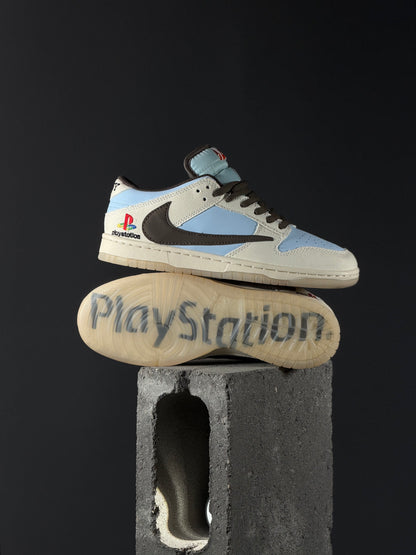 Nike Sb Dunk Low x Play Station