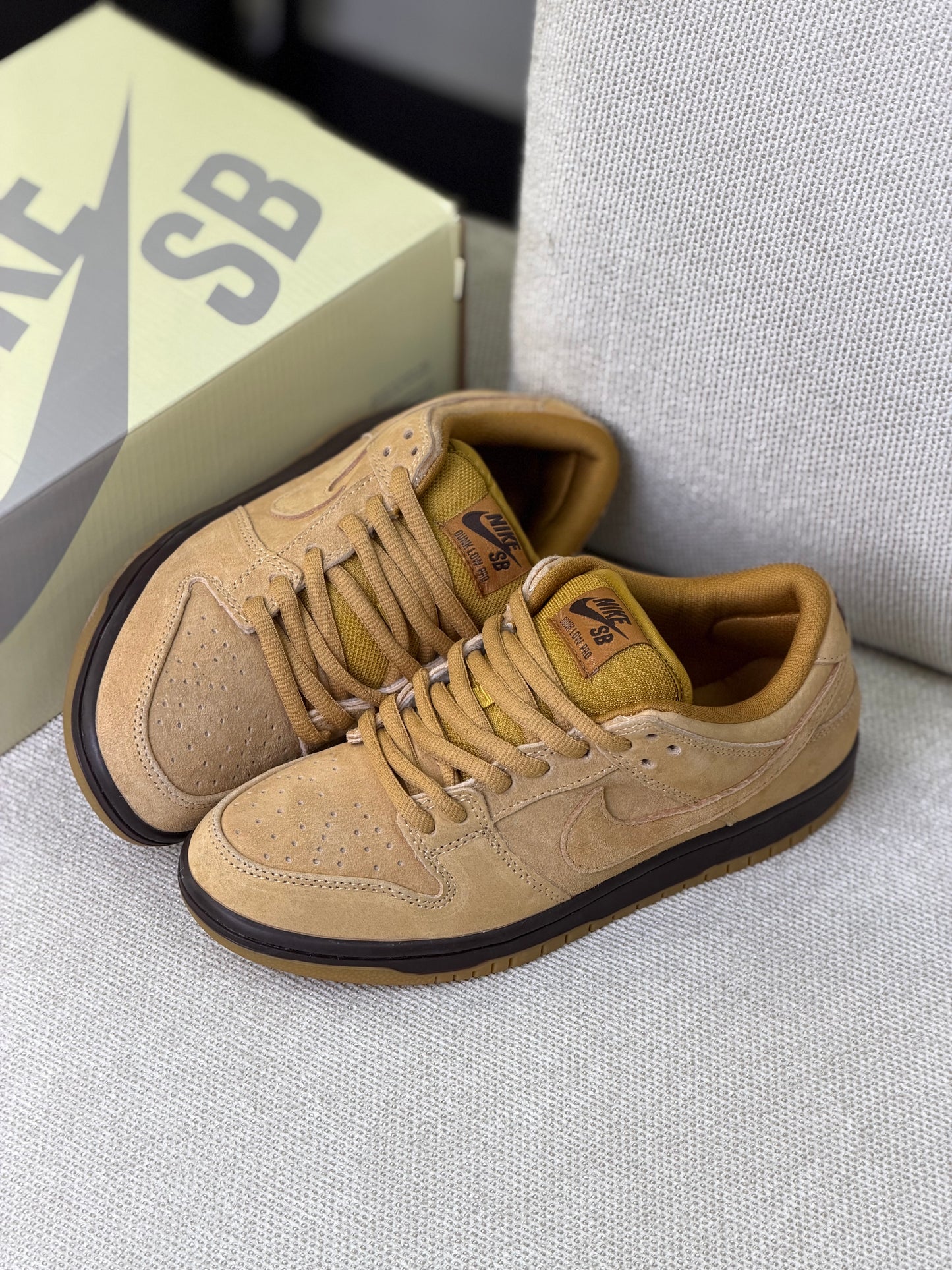 Nike SB Dunk Low Wheat Mocha