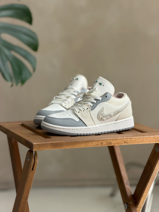 Air Jordan 1 Low Sail Soft Pearl