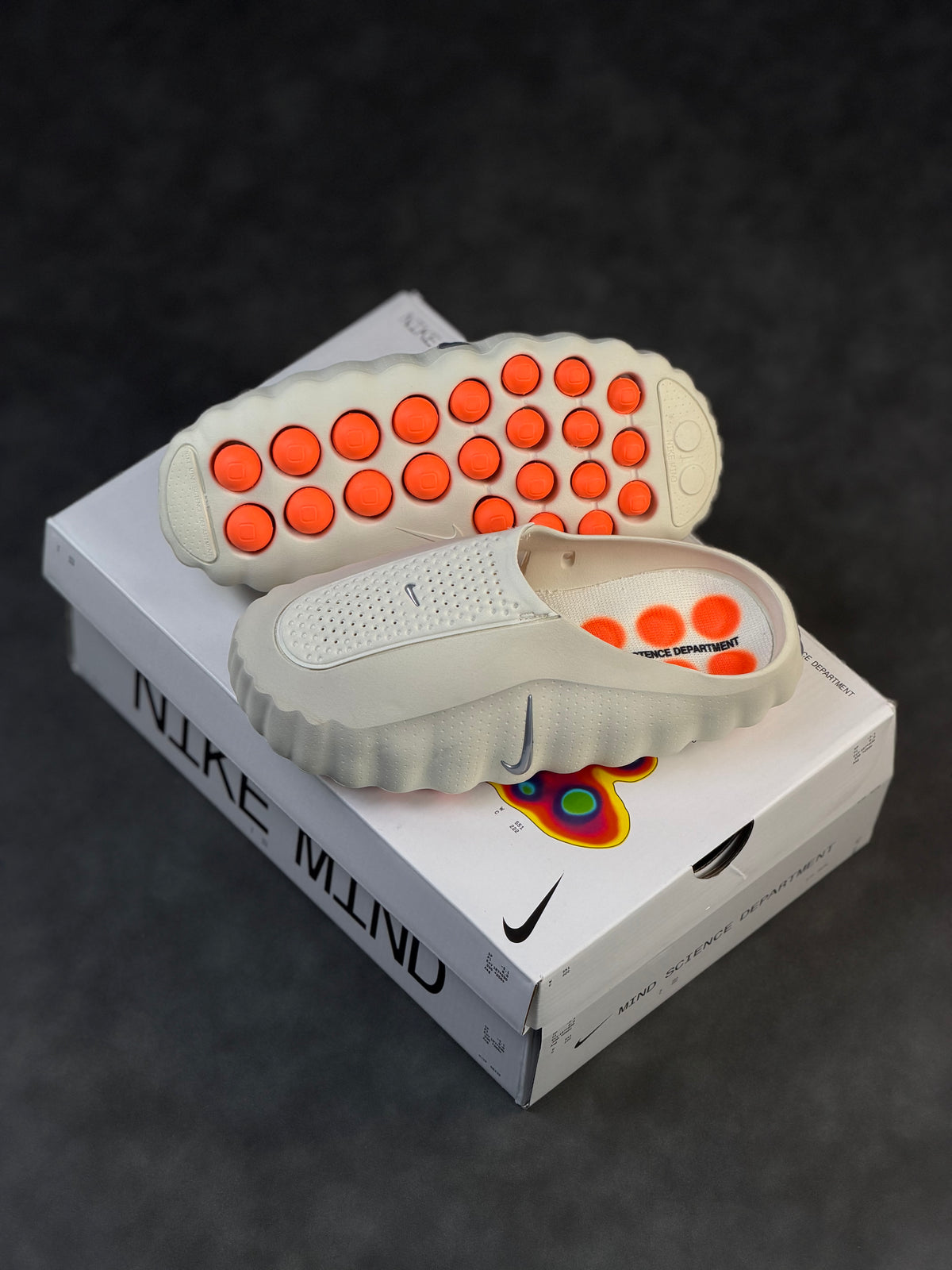 Nike Mind 001
