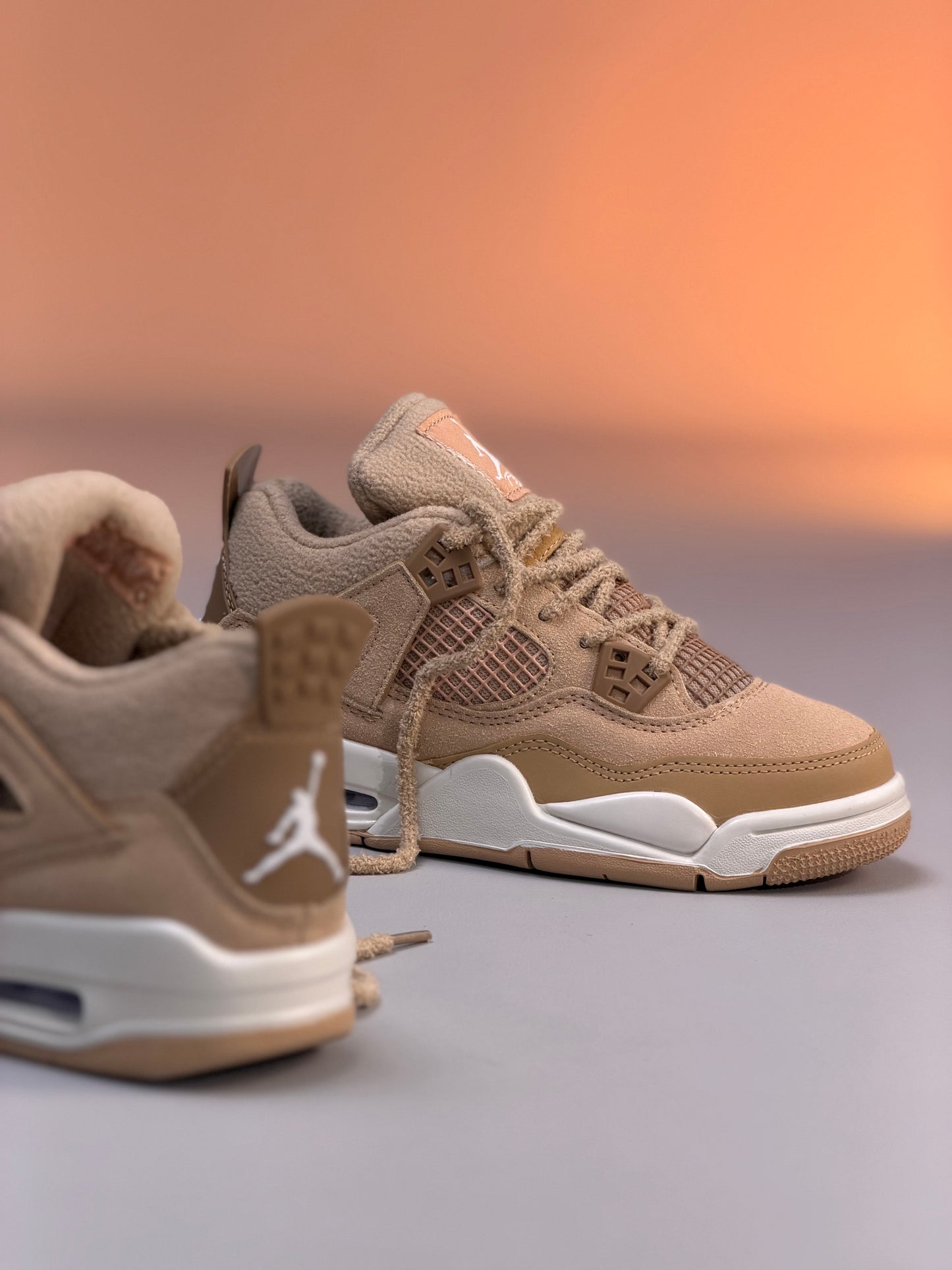 Air Jordan 4 Retro “Cozy Girl”