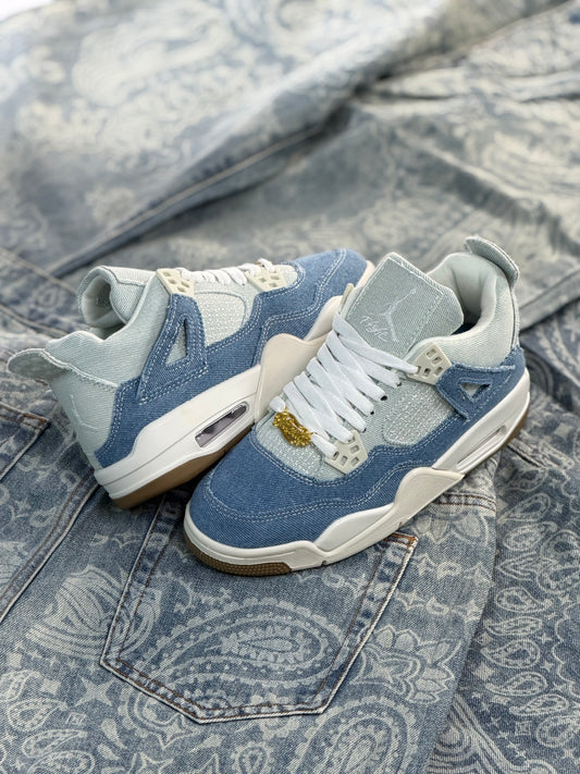 Air Jordan 4 Worn Blue