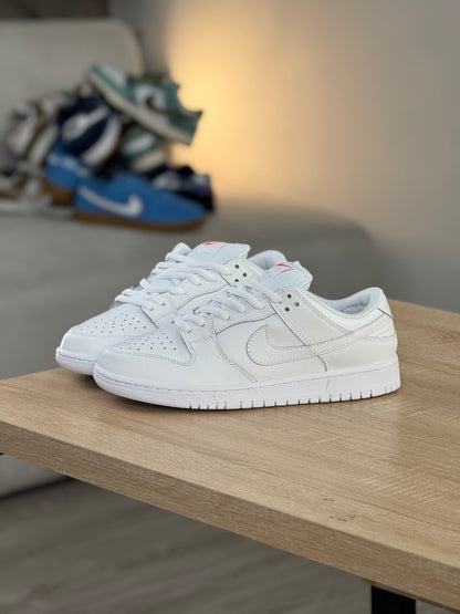 Nike Dunk Low White