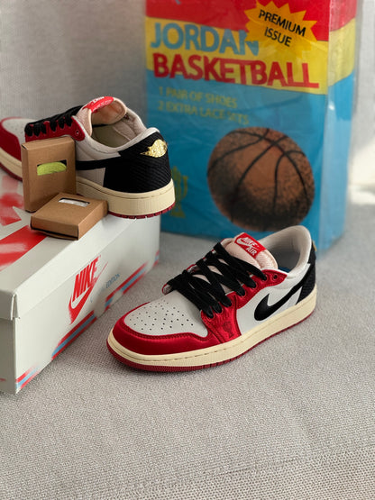 Air Jordan 1 Low OG Trophy Room Rookie Card Away