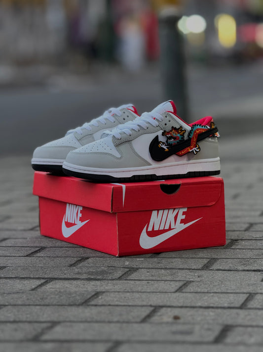 Nike Dunk Low
Year Of The Dragon