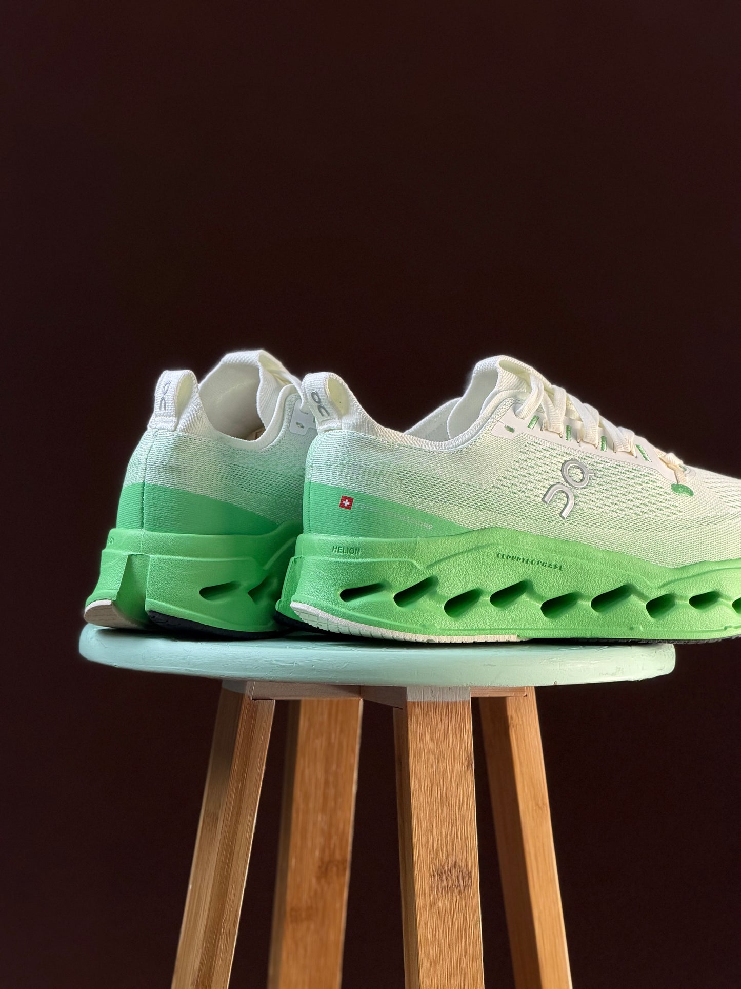 On Cloudsurfer Max Green