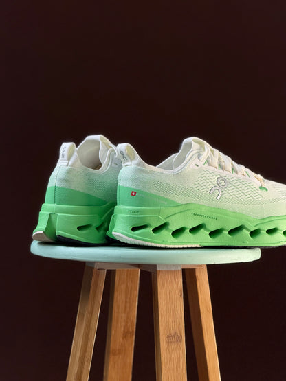 On Cloudsurfer Max Green