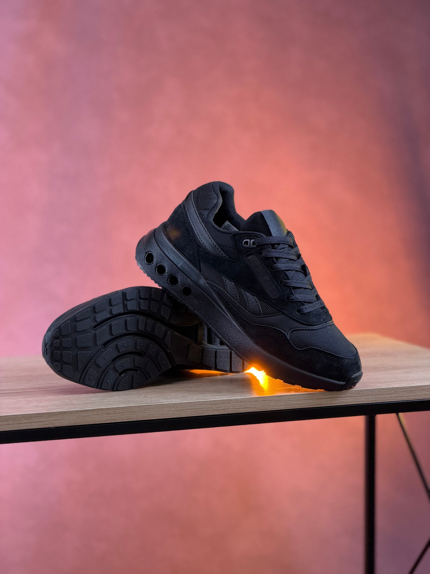 Reebok ERS World Black